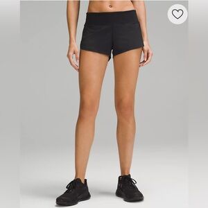 Lululemon Speed Up Low Rise Lined Shorts 2.5” in BLACK size 4